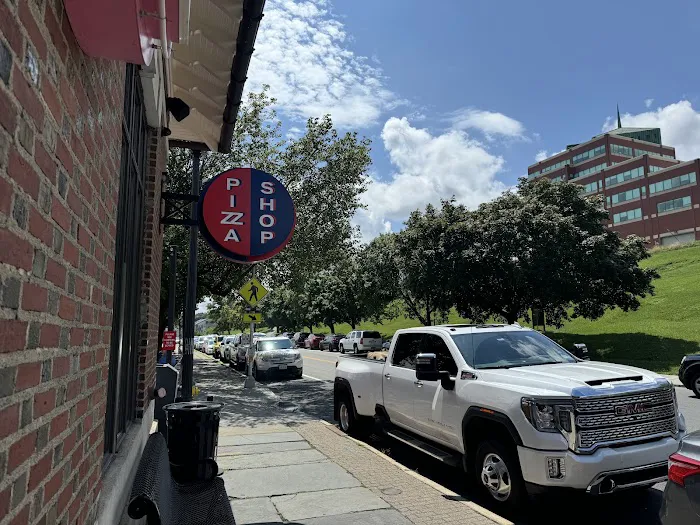 Pizza Shop Picture 1