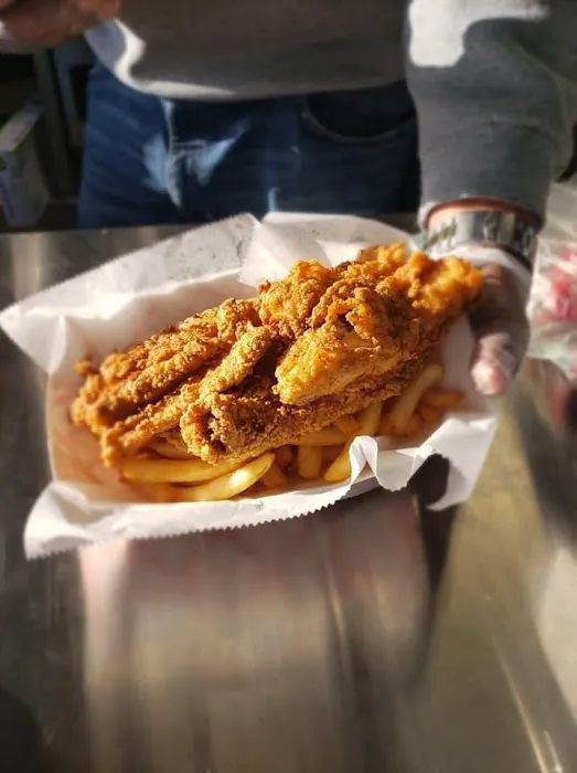 Cee Love Seafood and More Picture 4