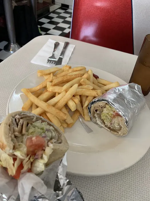 Tiny's Diner Picture 4