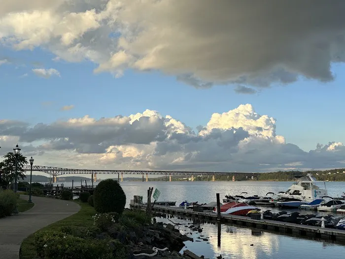 Cafe Pitti Picture 9