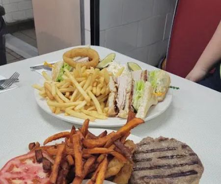 Tiny's Diner