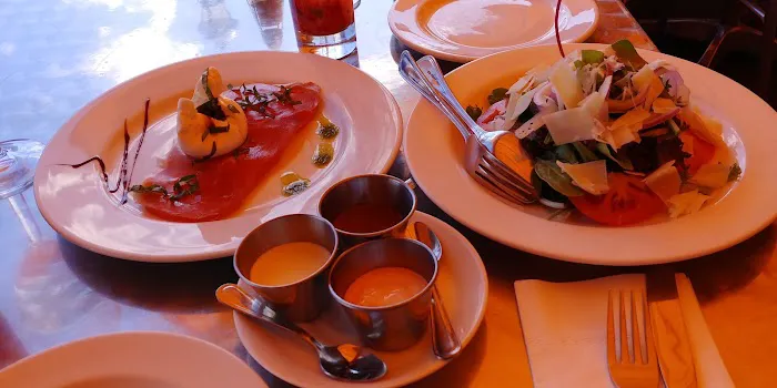 Cafe Pitti Picture 6