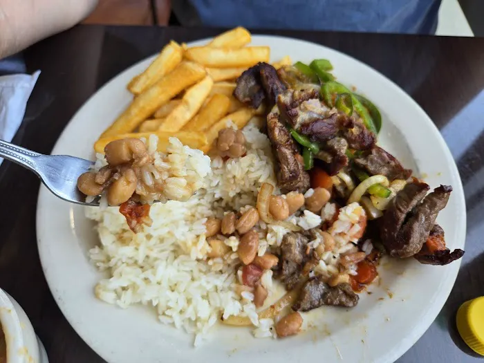 Mega Pizza Picture 8