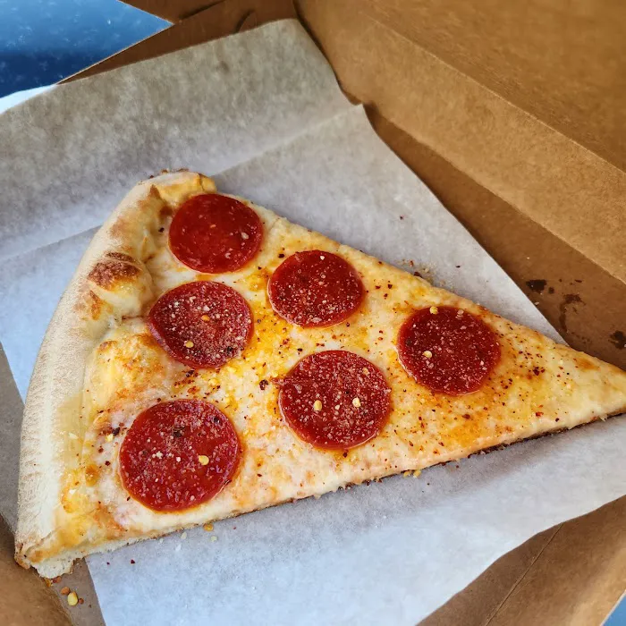 Mega Pizza Picture 10