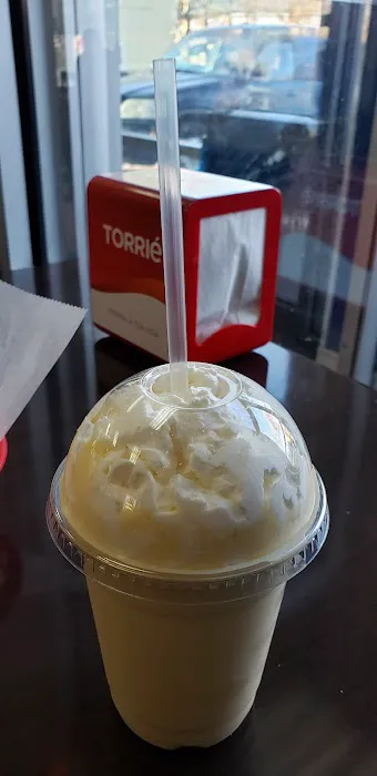 Mega Pizza Picture 7