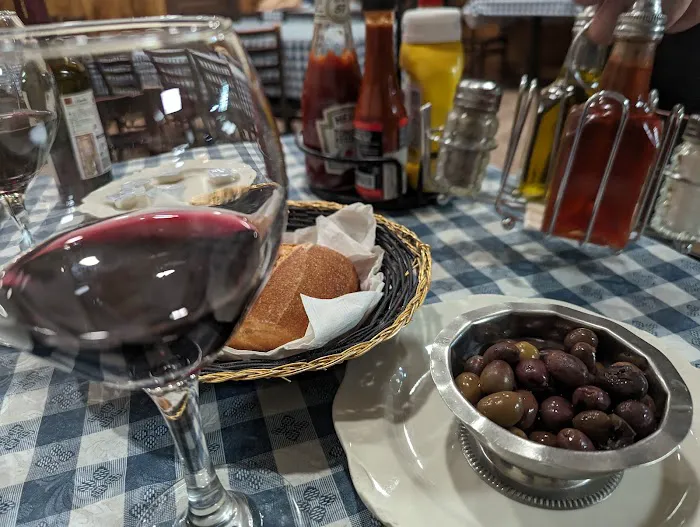 Café Avenida Picture 3