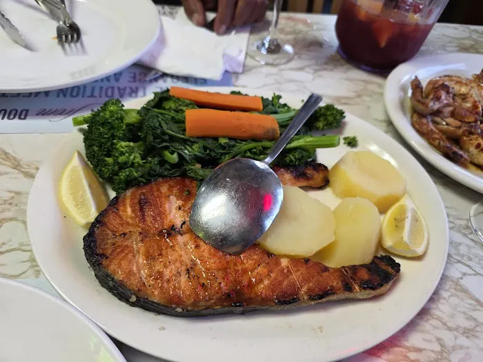 Portugalia Bar & Restaurant Picture 2