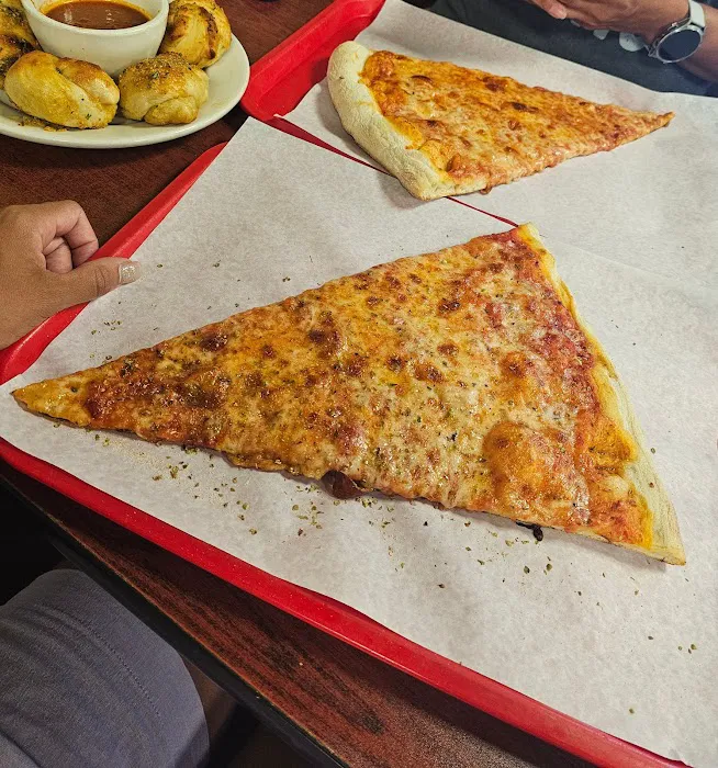 Gina's Pizzeria and Restaurant Picture 1