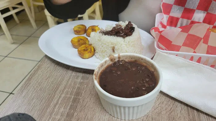 Patria Y Comida Picture 1