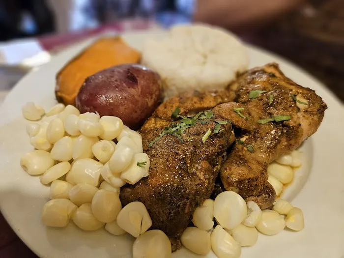 Lurin Restaurant Picture 6