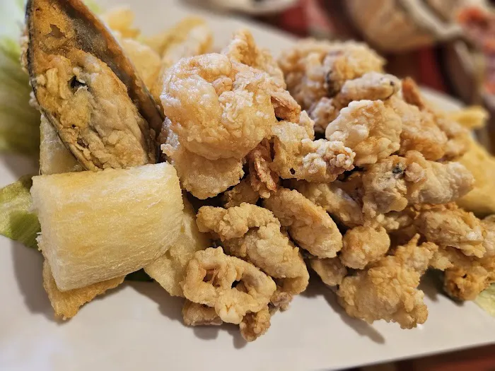 Lurin Restaurant Picture 5