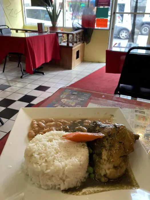 Lurin Restaurant Picture 8