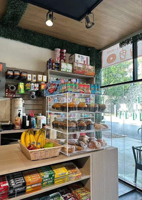 Fieldston Gourmet Deli Picture 3