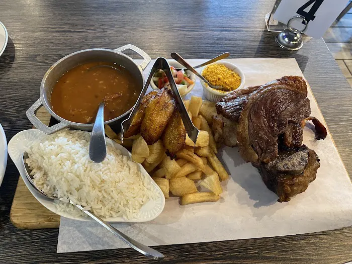 Brasas Grill Bar & Restaurant Picture 4