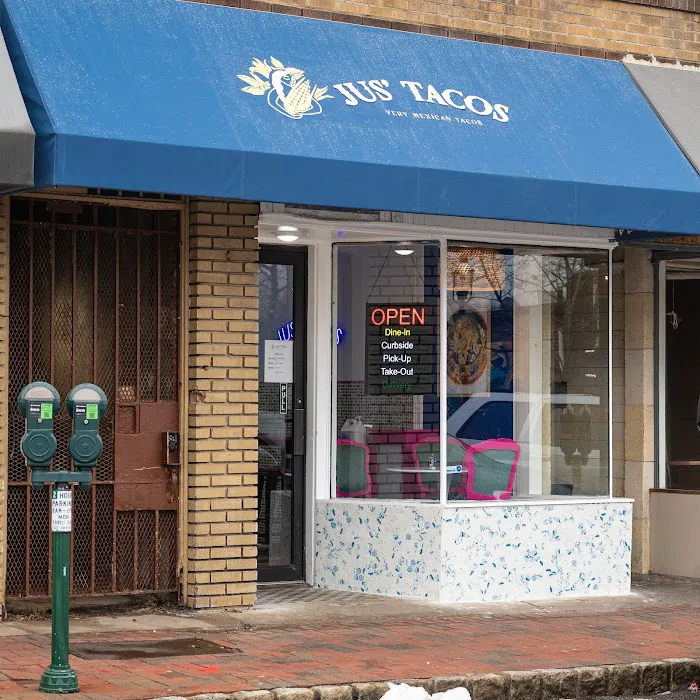 Jus' Tacos Picture 5