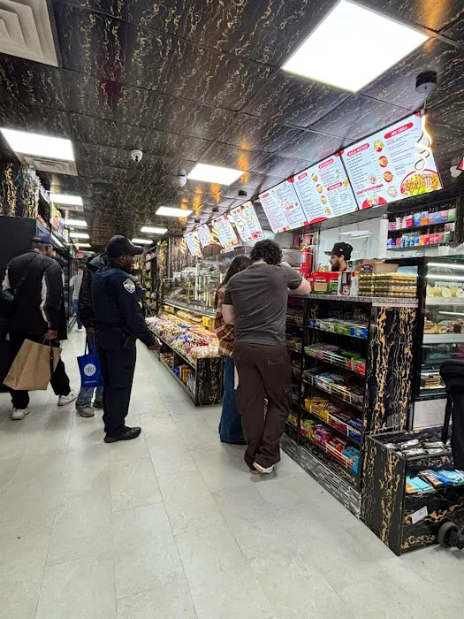 NYC Style Deli Picture 9