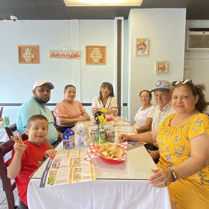 Sabor Catracho Restaurant Picture 8