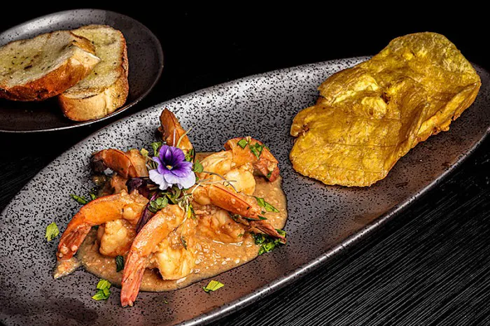 Tabaco y Ron Picture 3