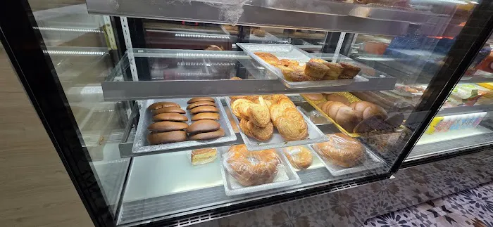 Brisas Bakery & Restaurant Picture 2