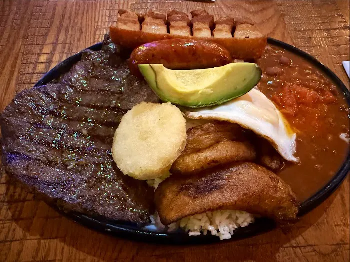 Brisas Bakery & Restaurant Picture 3