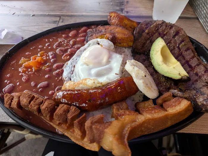 Brisas Bakery & Restaurant Picture 8