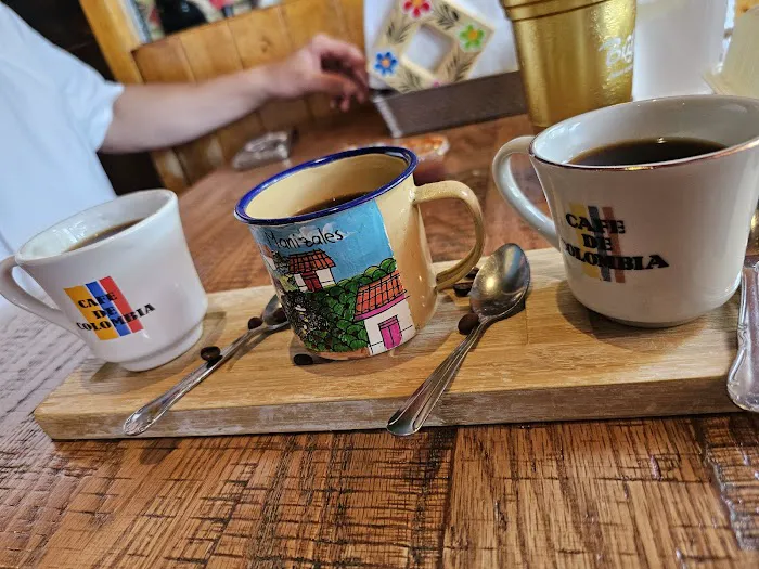 Brisas Bakery & Restaurant Picture 10