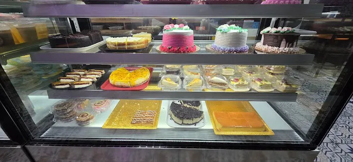 Brisas Bakery & Restaurant Picture 6