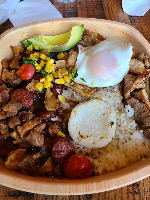 Brisas Bakery & Restaurant Picture 4