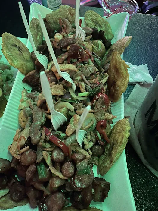 Ten Bar & Grill Restaurant Picture 3