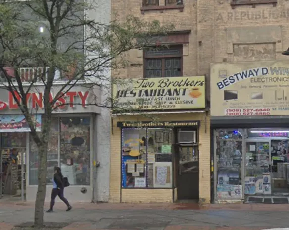 Two Brothers Restaurant Picture 5