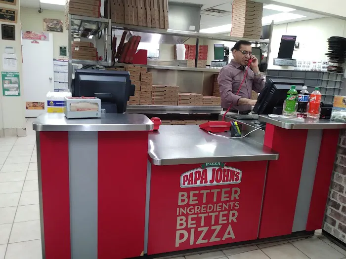 Papa Johns Pizza Picture 3
