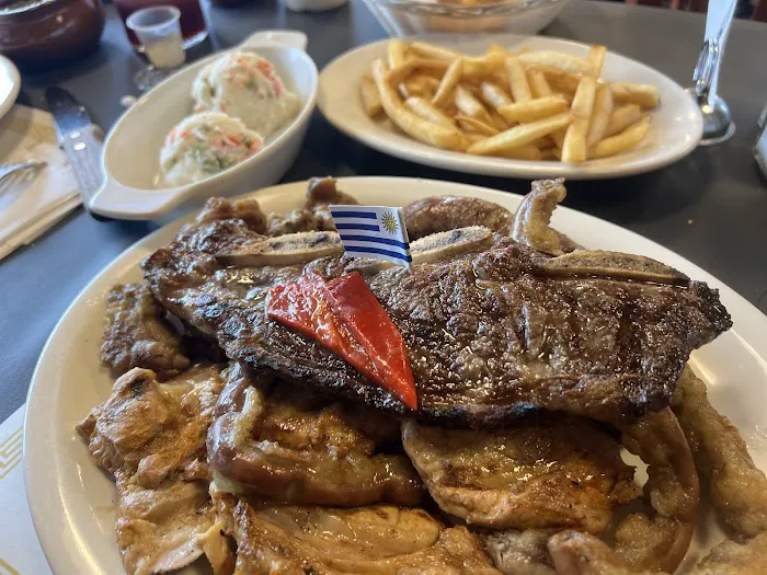 La Estancia Parrillada Pizzeria Uruguaya Picture 4