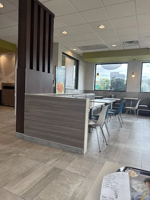 McDonald's Picture 7