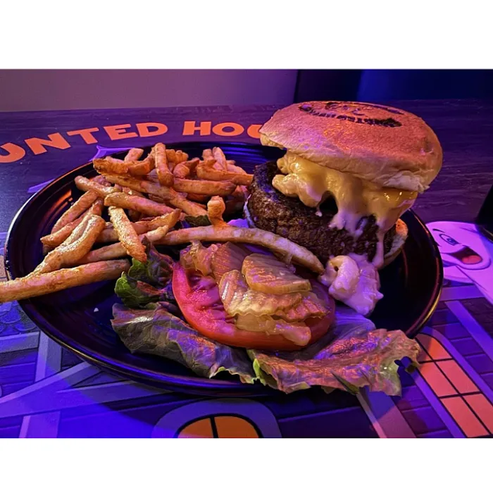 Haunted House of Hamburgers Picture 10