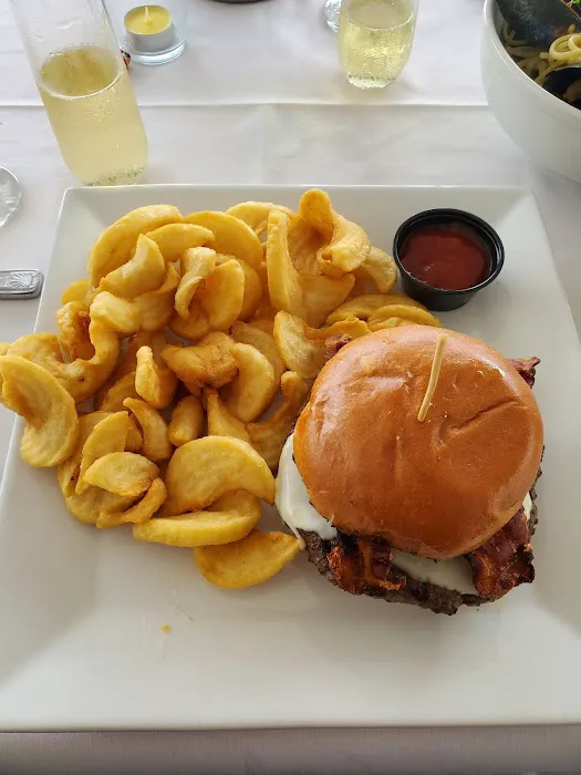 Anchor Down Dockside Picture 2