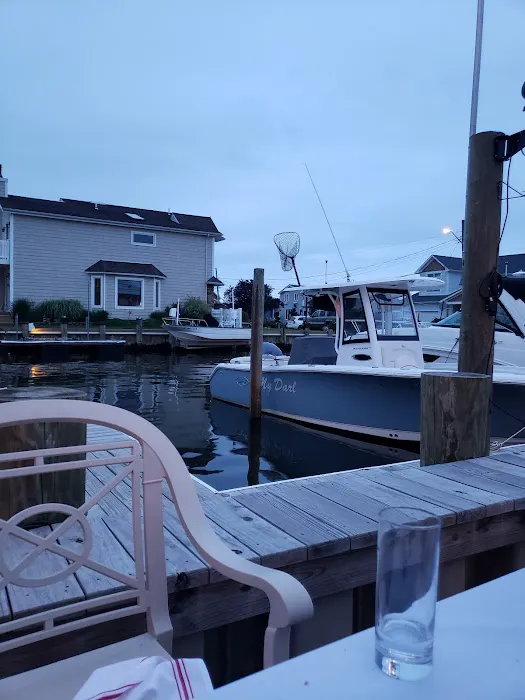 Anchor Down Dockside Picture 9