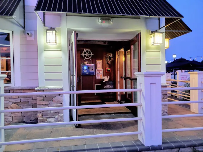 Smuggler Jack's Picture 4