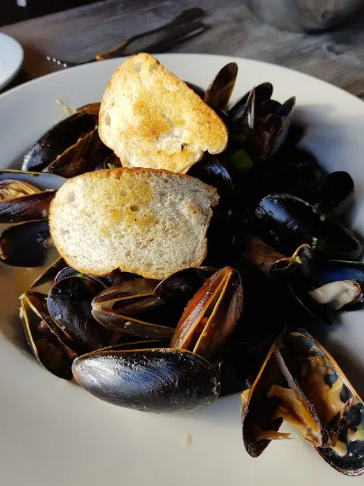 Bayview Tavern Picture 3