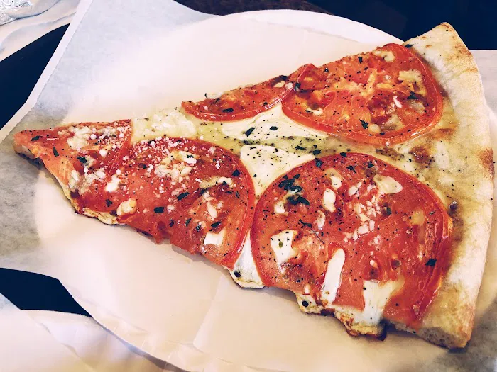 La Piazza Pizzeria Restaurant Picture 10