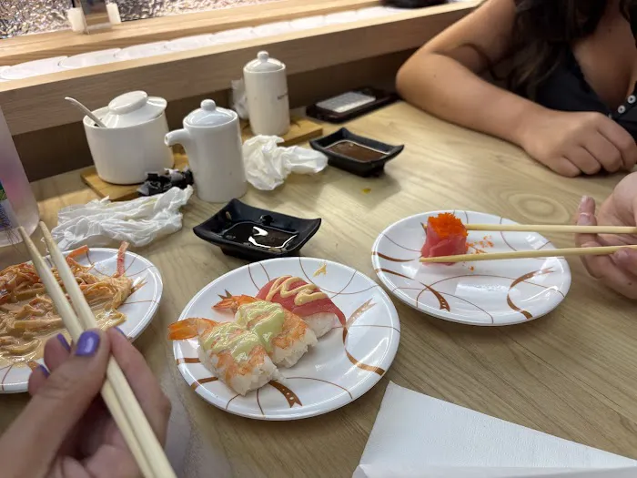 Supra Revolving Sushi Linden Picture 3