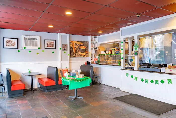 Brooklyn Pizza Picture 5