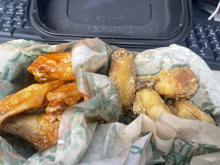 Wingstop Picture 5