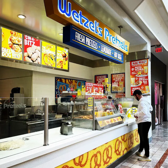 Wetzel's Pretzels Picture 9