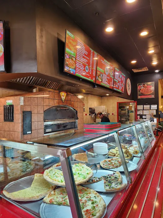 Roman Delight Pizza Picture 3