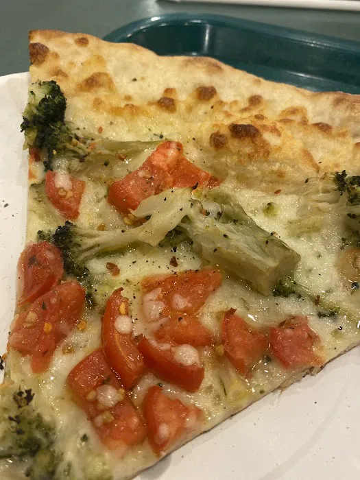 Roman Delight Pizza Picture 9