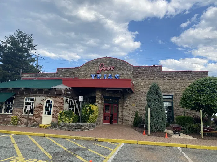 Jose Tejas Picture 6