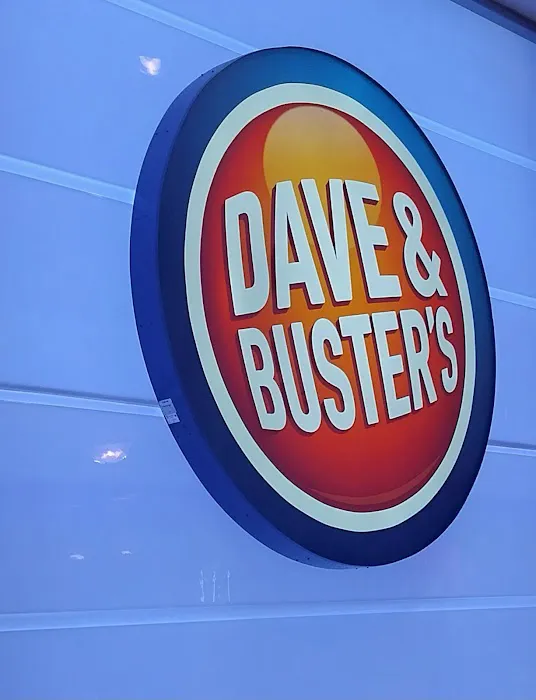 Dave & Buster's Woodbridge - Middlesex Picture 4