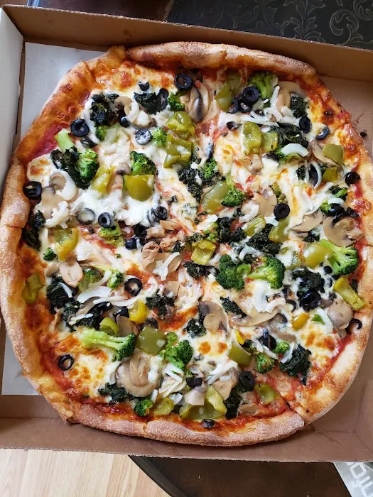 Stadium Pizza Picture 6