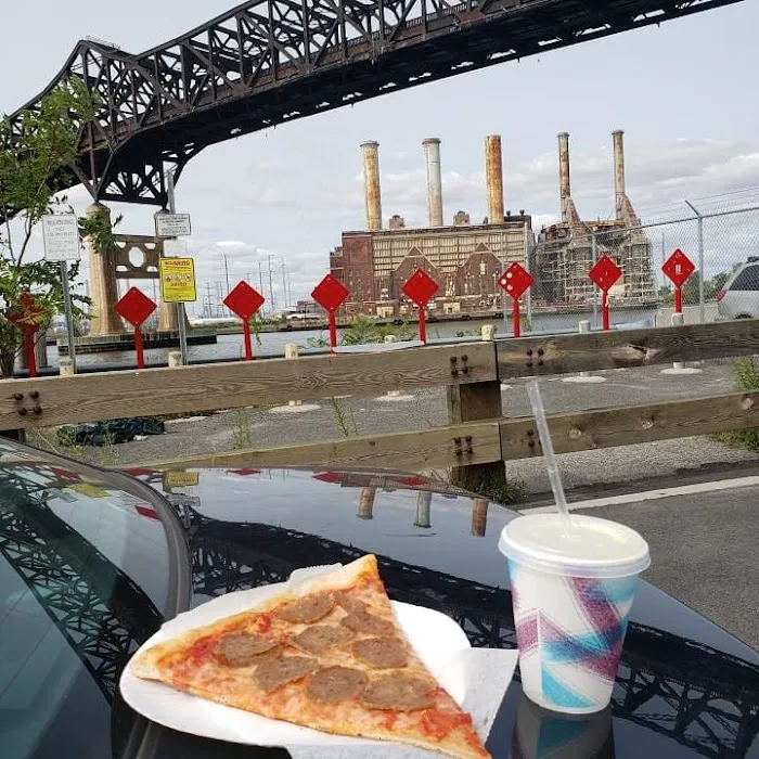 Stadium Pizza Picture 10