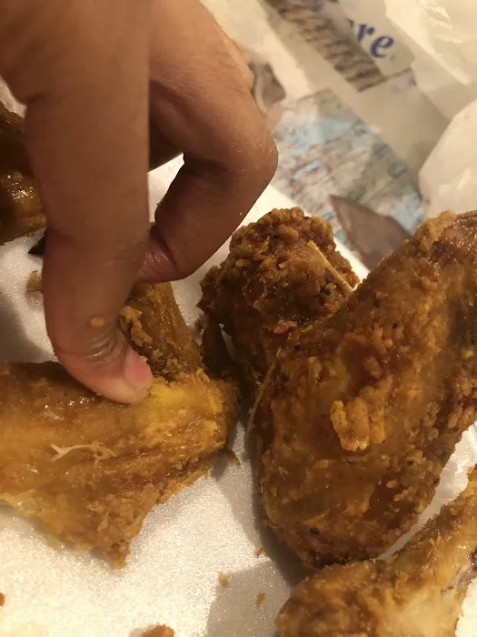 May May Kitchen Picture 4